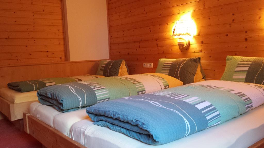 Apart Elisabeth Διαμέρισμα Pettneu am Arlberg Δωμάτιο φωτογραφία